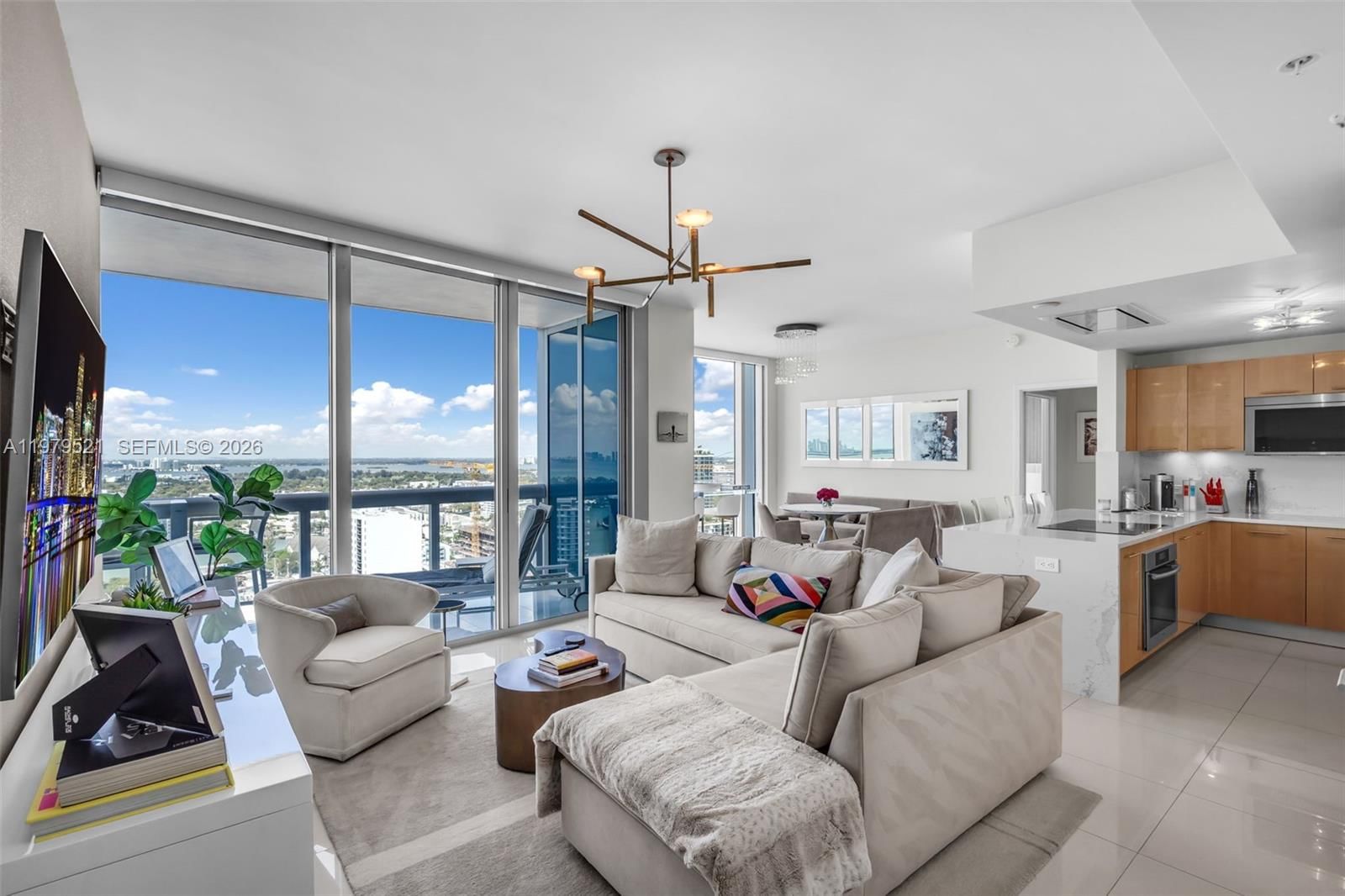 Real estate property located at 6899 Collins Ave #2403, Miami-dade, North Carillon Beach Condo, Miami Beach, FL