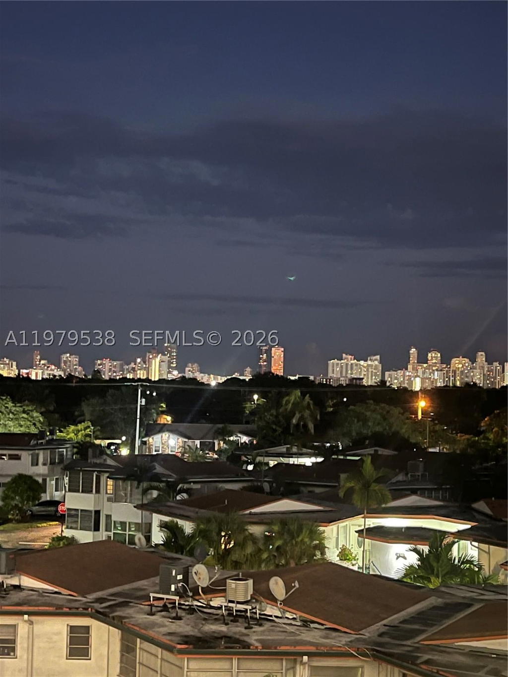 Real estate property located at 1750 191st St #522-3, Miami-dade, Jade Winds Group-daisy Ga, Miami, FL