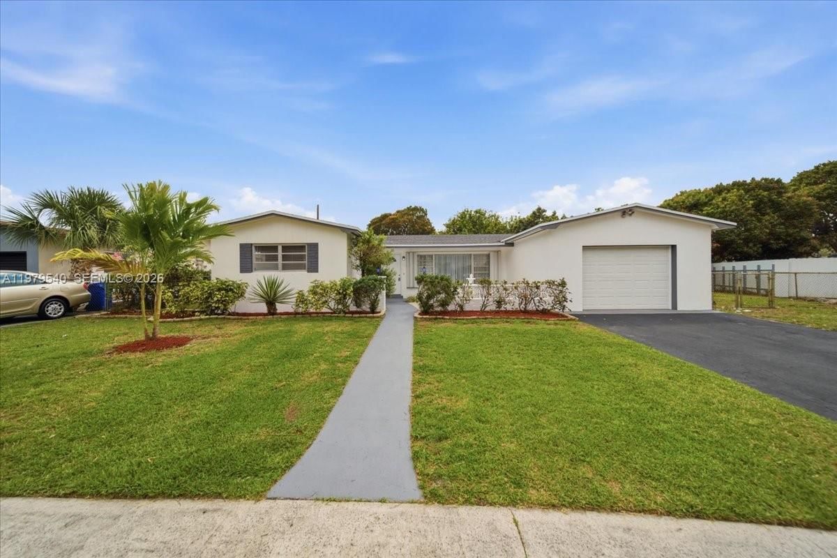 Real estate property located at 7150 5th Ct, Broward, Boulevard Park, Pembroke Pines, FL