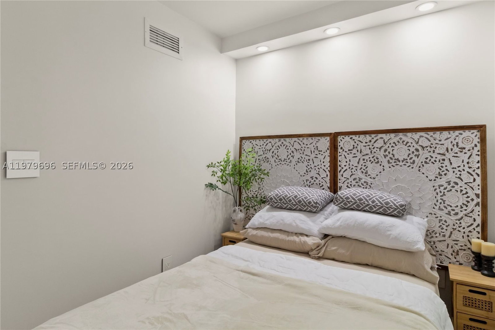 Real estate property located at 5701 Collins Ave #1619, Miami-dade, Arlen Beach Condo, Miami Beach, FL