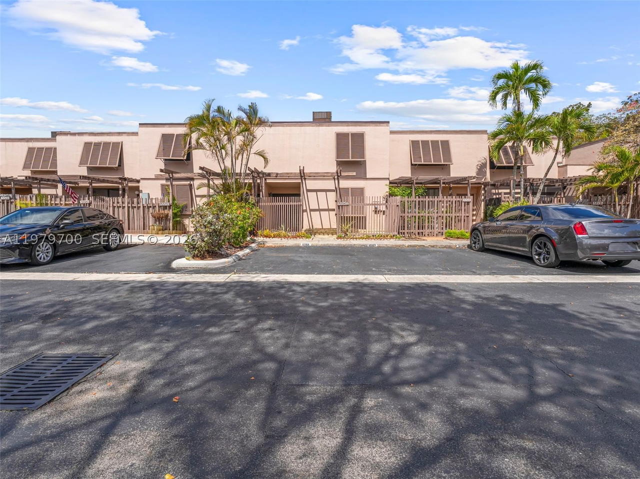 Real estate property located at 12259 11th St, Broward, Pembroke Lakes Section Se, Pembroke Pines, FL