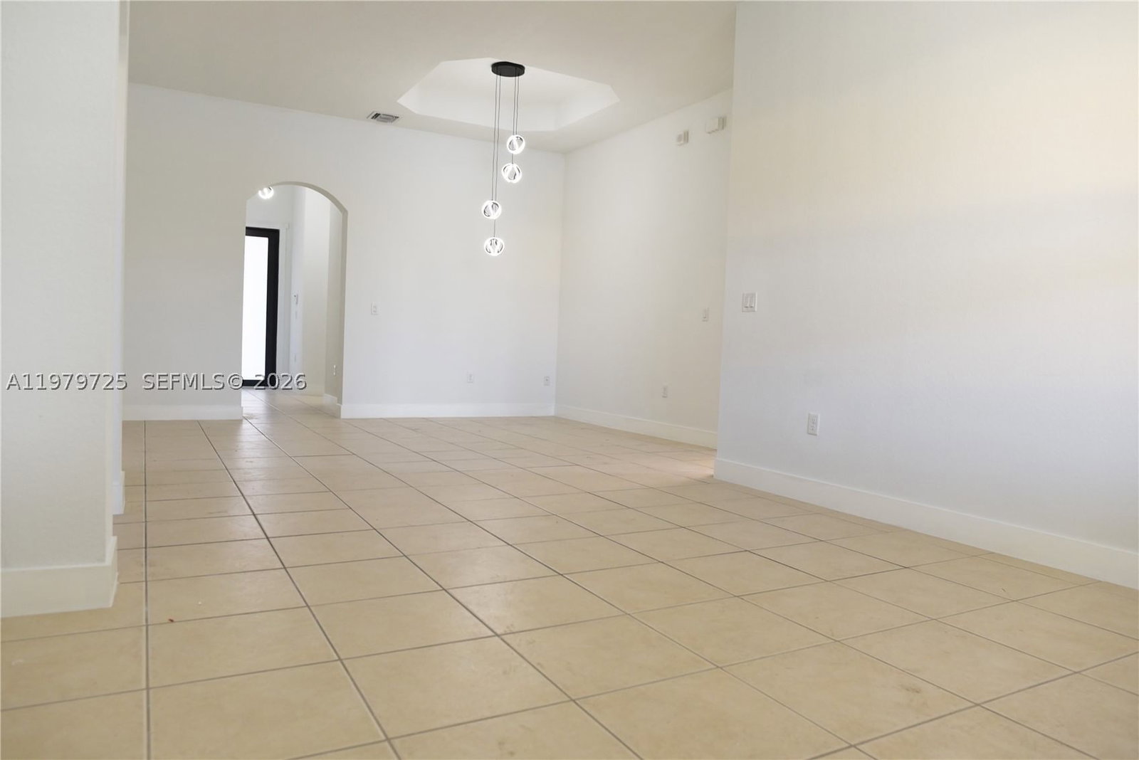 Real estate property located at 3771 5th Ct, Miami-dade, Baywinds Of Abaco, Homestead, FL