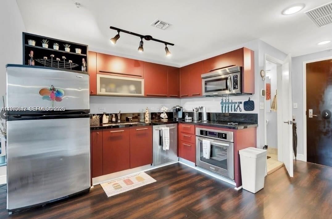 Real estate property located at 244 Biscayne Blvd #440, Miami-dade, Vizcayne North Condo, Miami, FL
