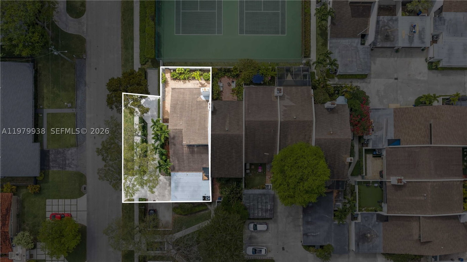Real estate property located at 7010 66th Ave #25, Miami-dade, Banyans Of South Miami Co, South Miami, FL