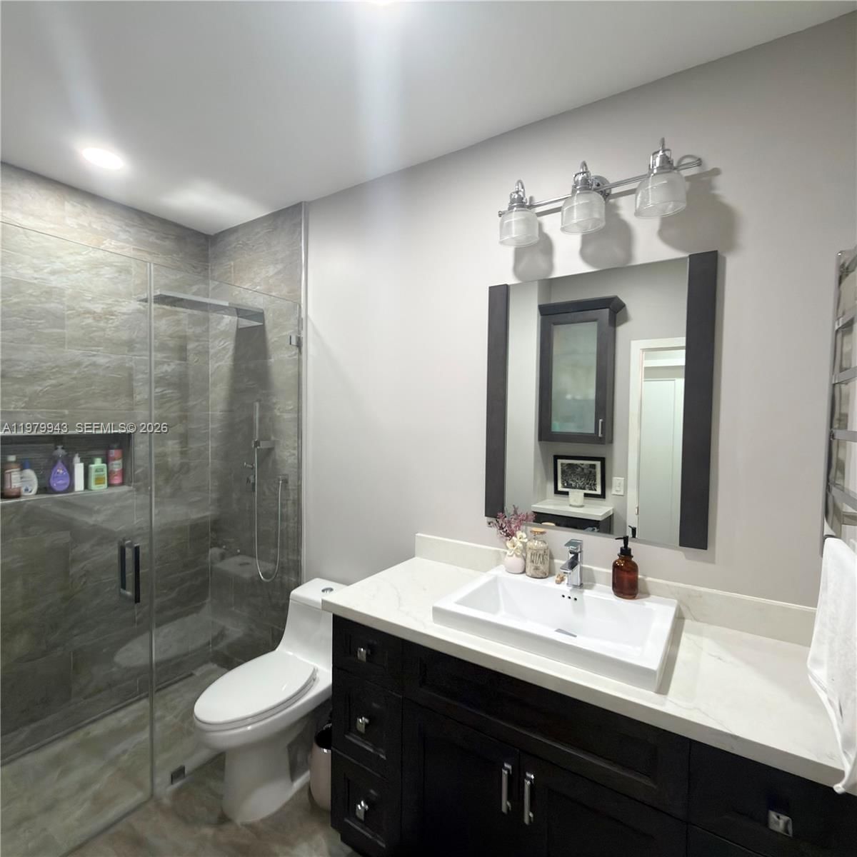 Real estate property located at 9023 148th Ter, Miami-dade, Florida Tropical Estates, Miami Lakes, FL