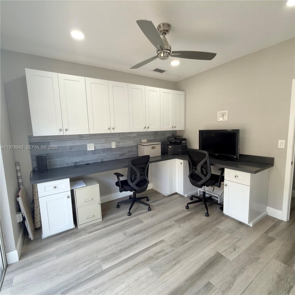 Real estate property located at 9023 148th Ter, Miami-dade, Florida Tropical Estates, Miami Lakes, FL
