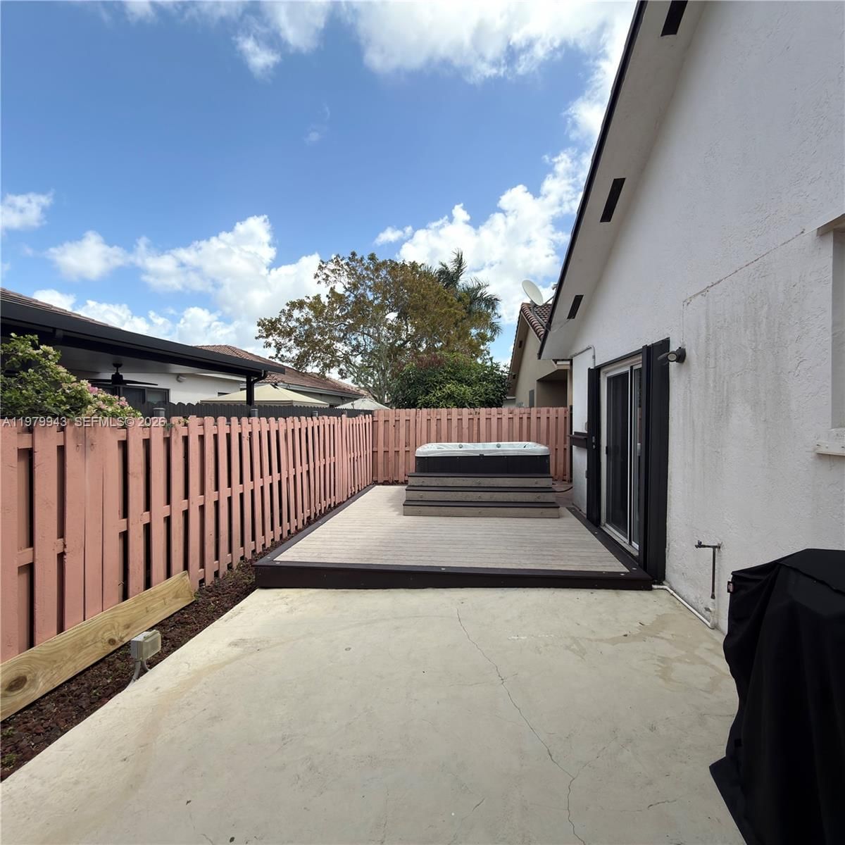 Real estate property located at 9023 148th Ter, Miami-dade, Florida Tropical Estates, Miami Lakes, FL
