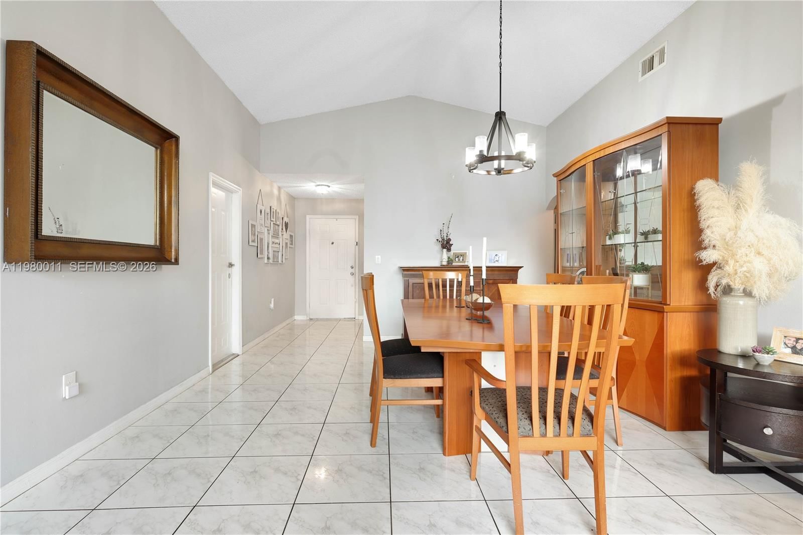 Real estate property located at 8269 157th Pl, Miami-dade, Lago Mar South 2nd Addn, Miami, FL