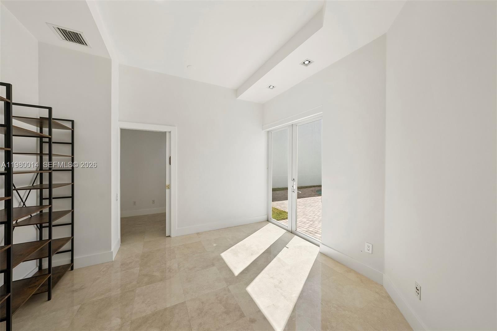 Real estate property located at 822 Meridian Ln, Broward, Harbor Islands, Hollywood, FL
