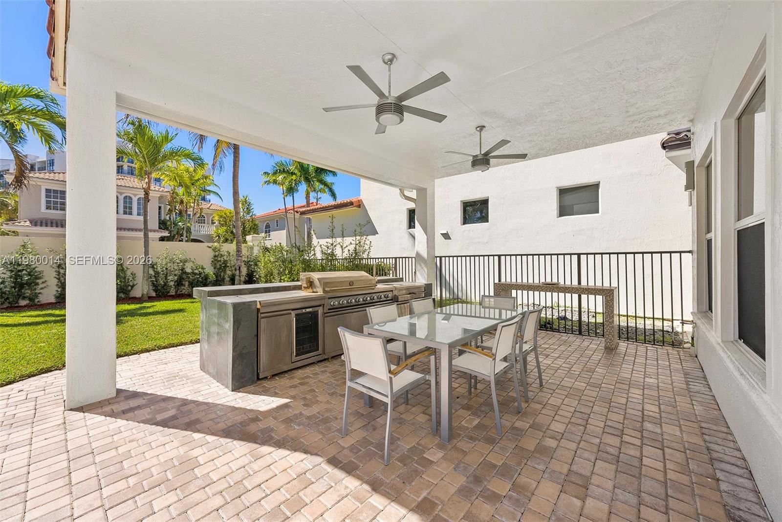 Real estate property located at 822 Meridian Ln, Broward, Harbor Islands, Hollywood, FL
