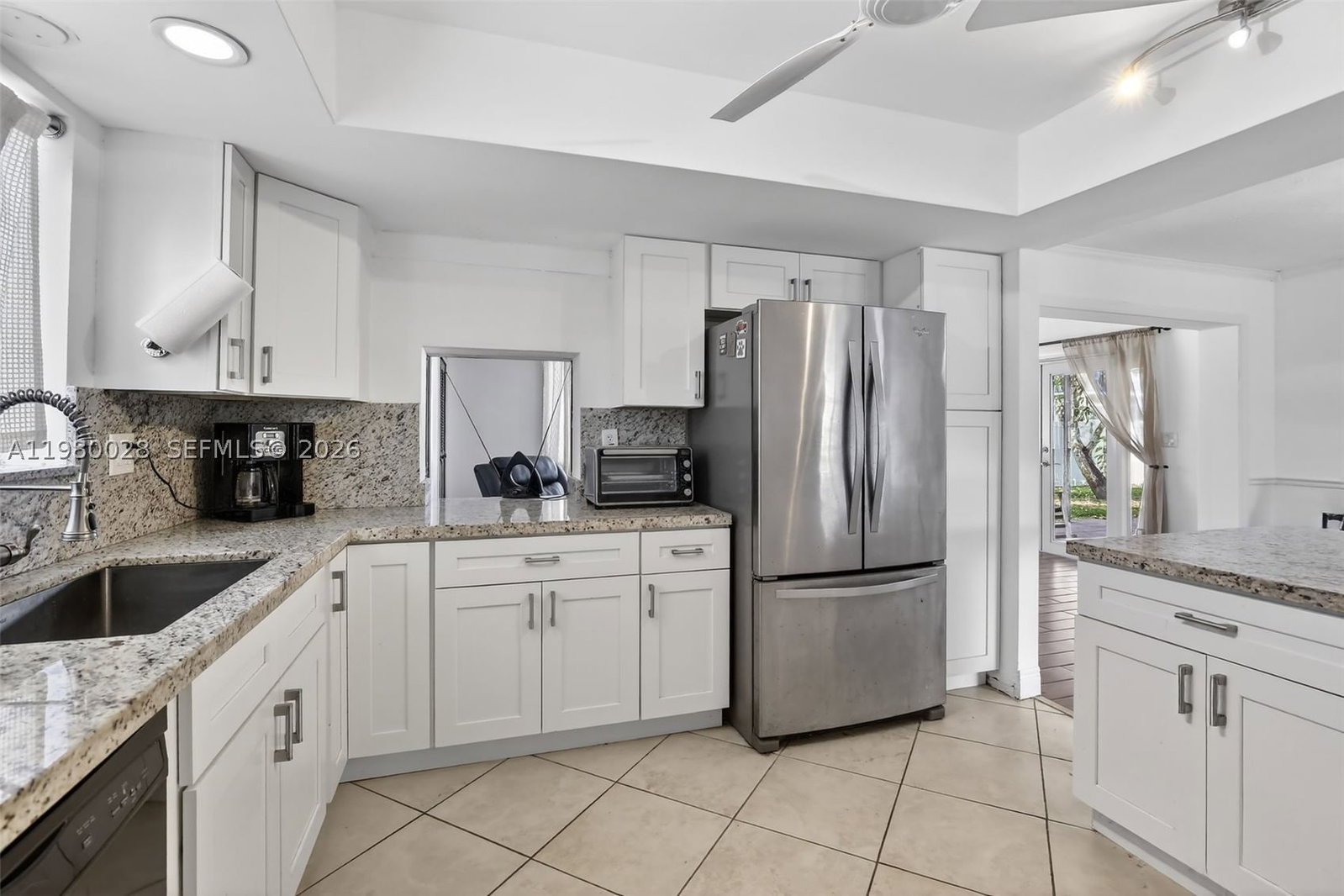 Real estate property located at 11501 15th St, Broward, Pembroke Lakes Sec 6, Pembroke Pines, FL
