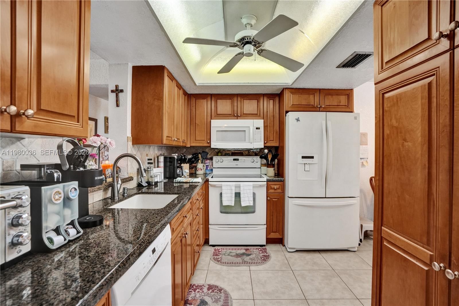 Real estate property located at 7400 18th St #204, Broward, 22 Of Palm Springs 3 Cond, Margate, FL