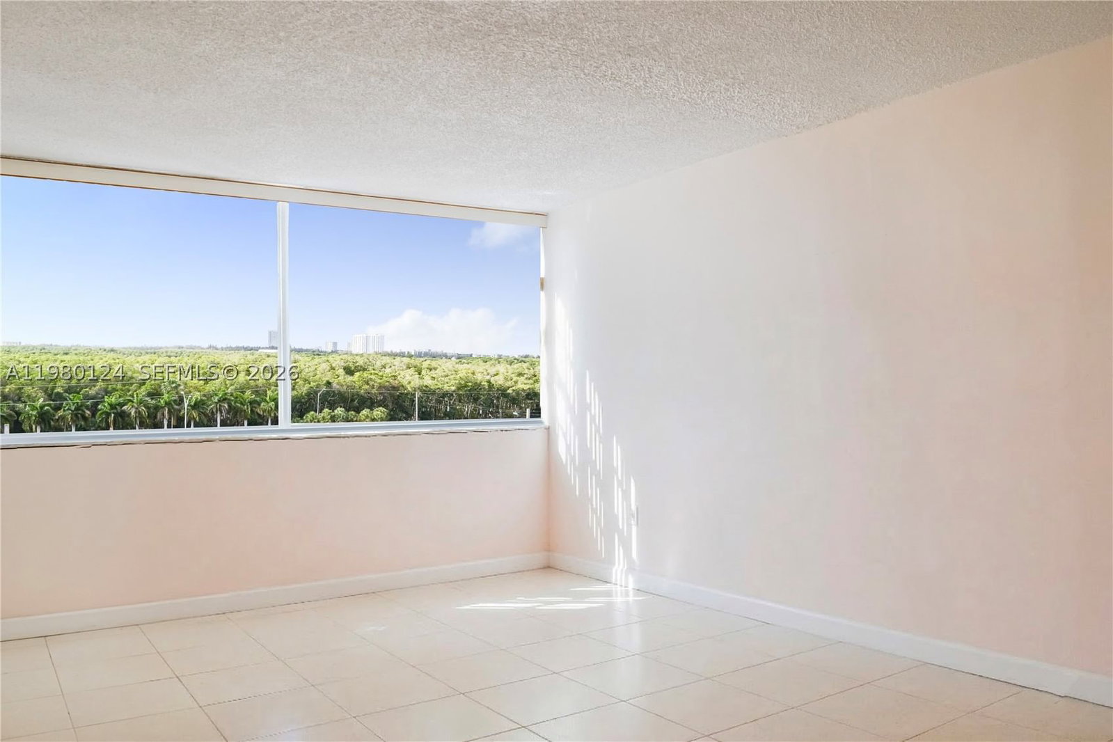 Real estate property located at 2841 163rd St #902, Miami-dade, Stratford House Condo, North Miami Beach, FL
