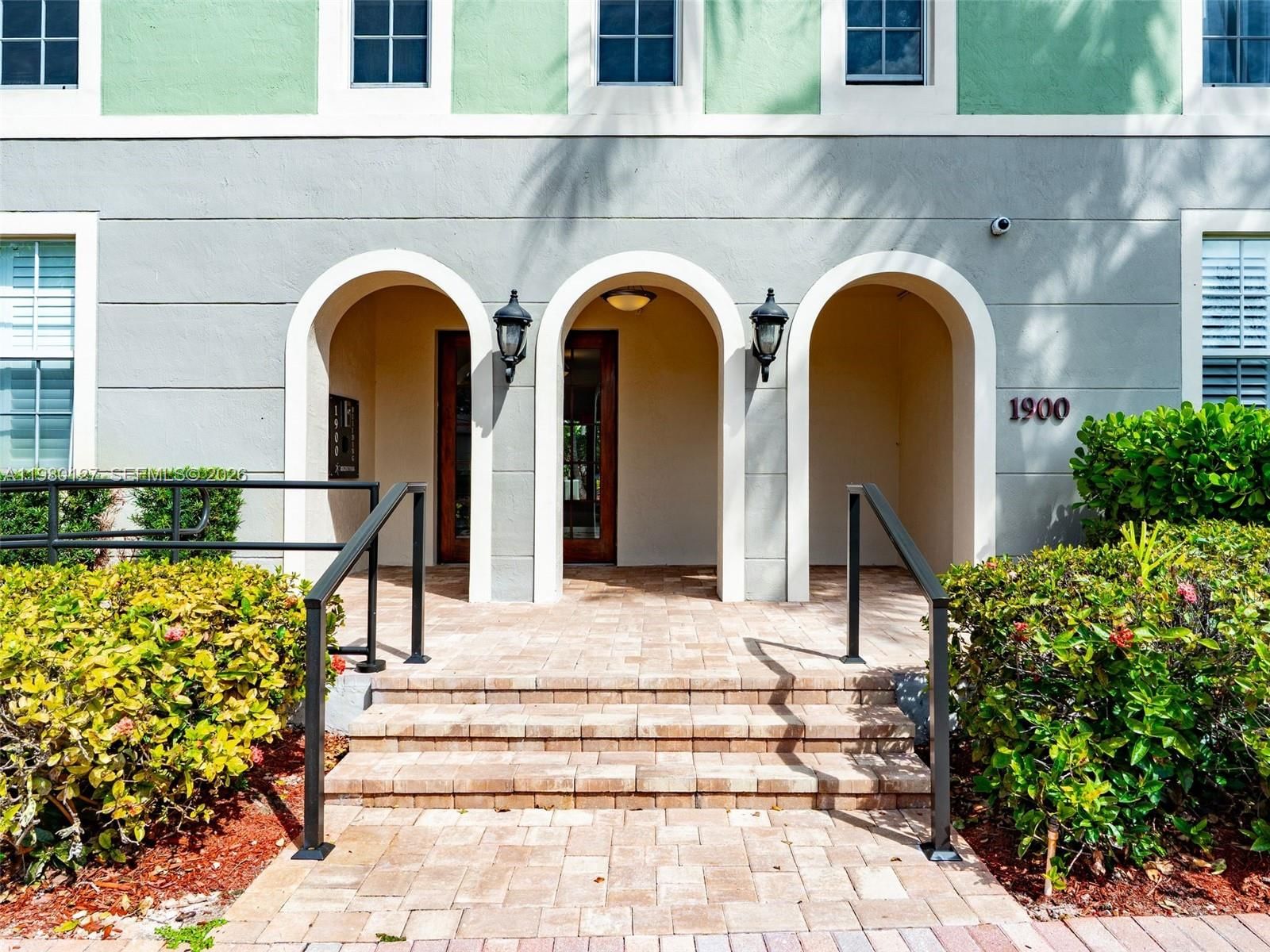 Real estate property located at 1900 Van Buren St #112B, Broward, Regent Park Condo, Hollywood, FL