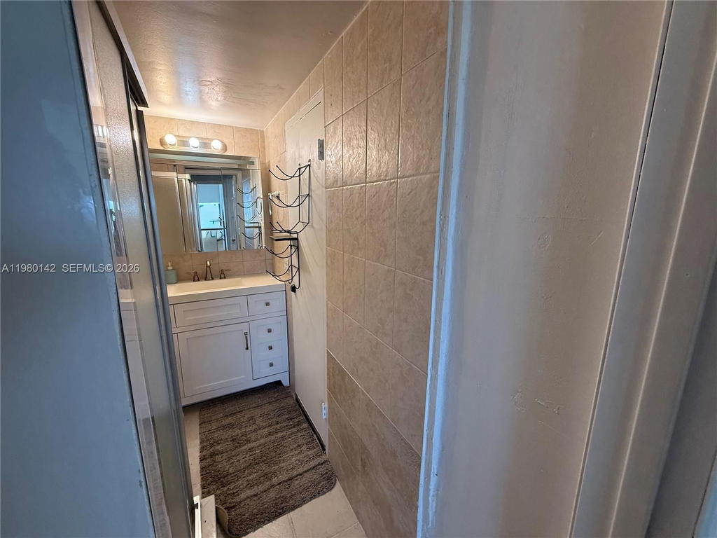 Real estate property located at 7441 Wayne Ave #9C, Miami-dade, Parkview Point Condo, Miami Beach, FL