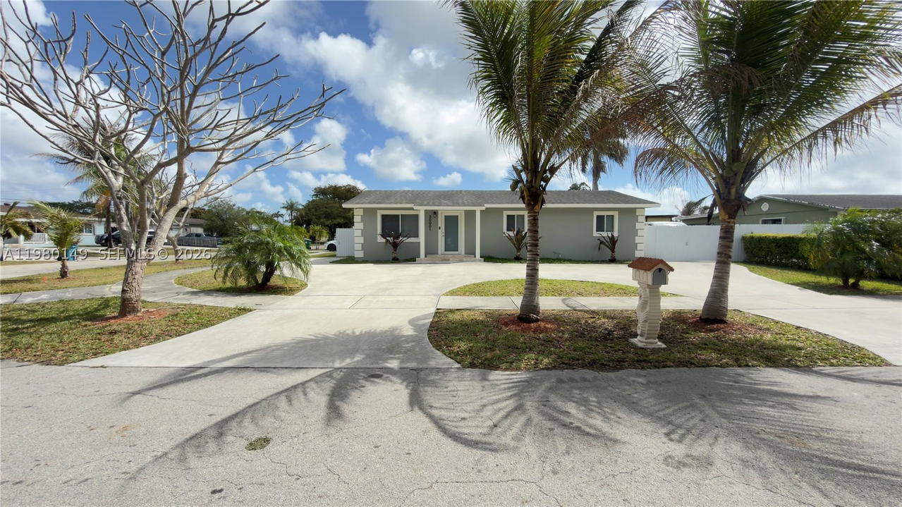 Real estate property located at 30001 153rd Ave, Miami-dade, Palmland Homes South No 7, Homestead, FL