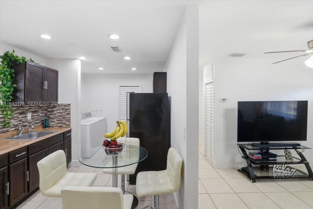 Real estate property located at 14375 285th St, Miami-dade, Pleasure Vlg Sec 1, Homestead, FL