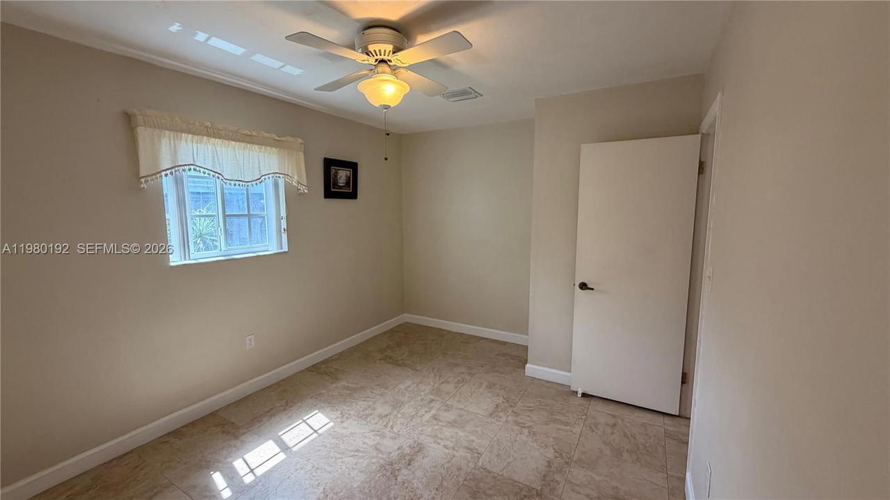 Real estate property located at 4161 97th Pl, Miami-dade, Fairlawn Ests 1st Addn, Miami, FL
