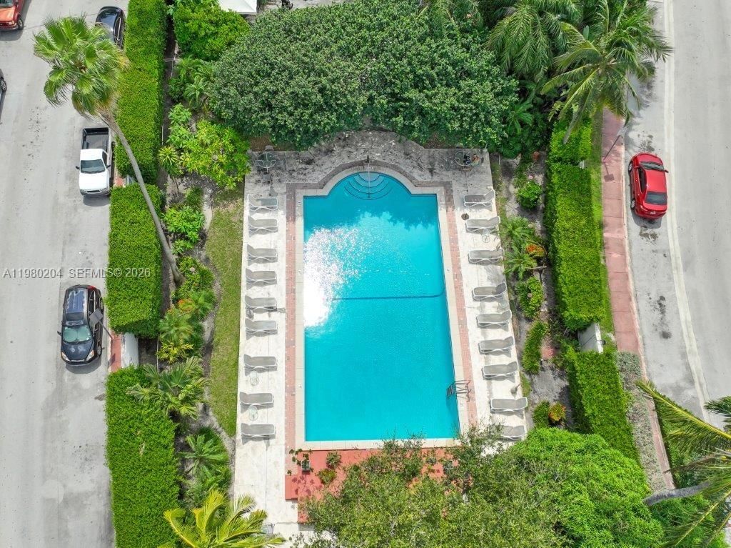 Real estate property located at 255 24th St #107, Miami-dade, The Mantell Condo, Miami Beach, FL