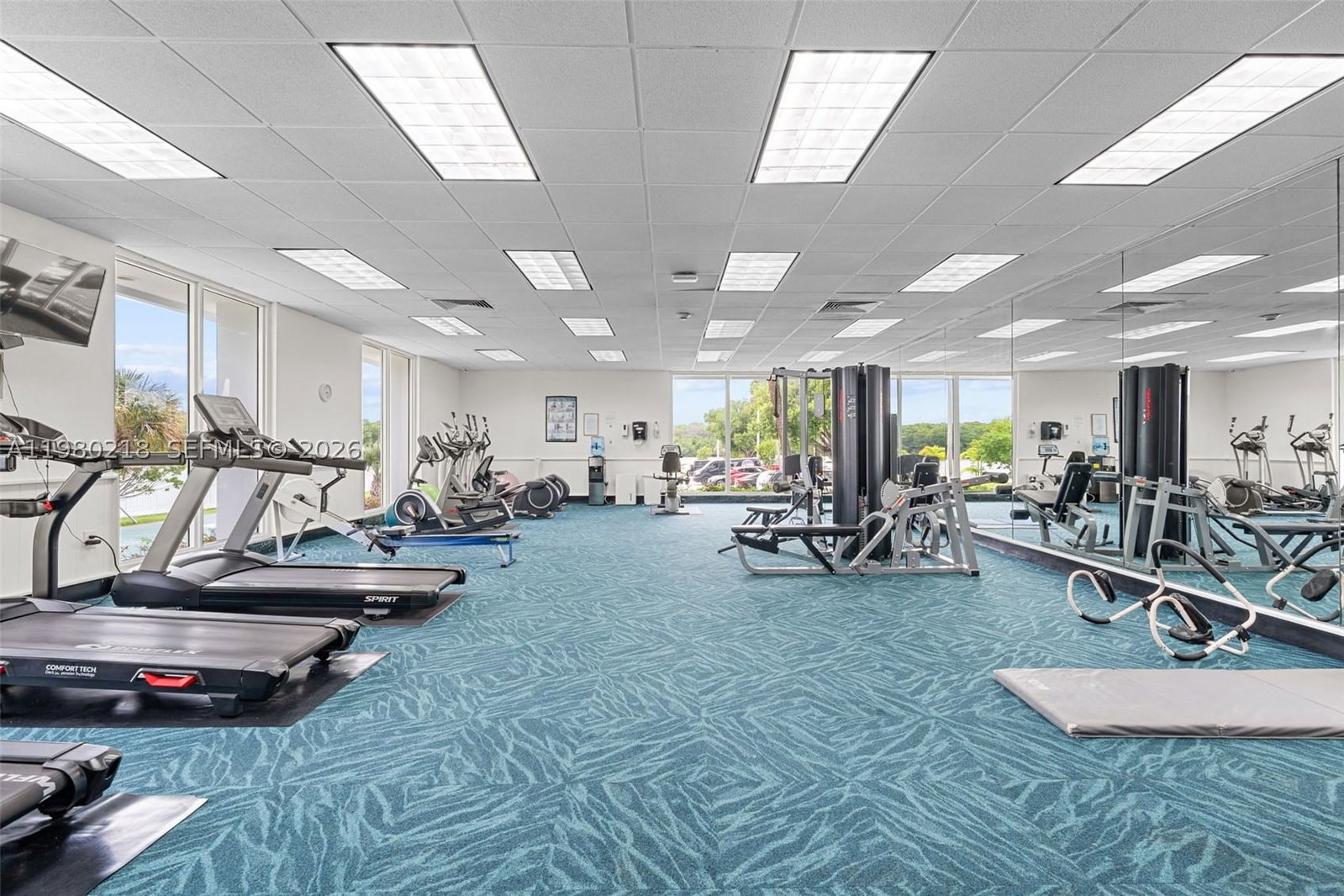 Real estate property located at 500 Bayview Dr #325, Miami-dade, Arlen House West Condo, Sunny Isles Beach, FL