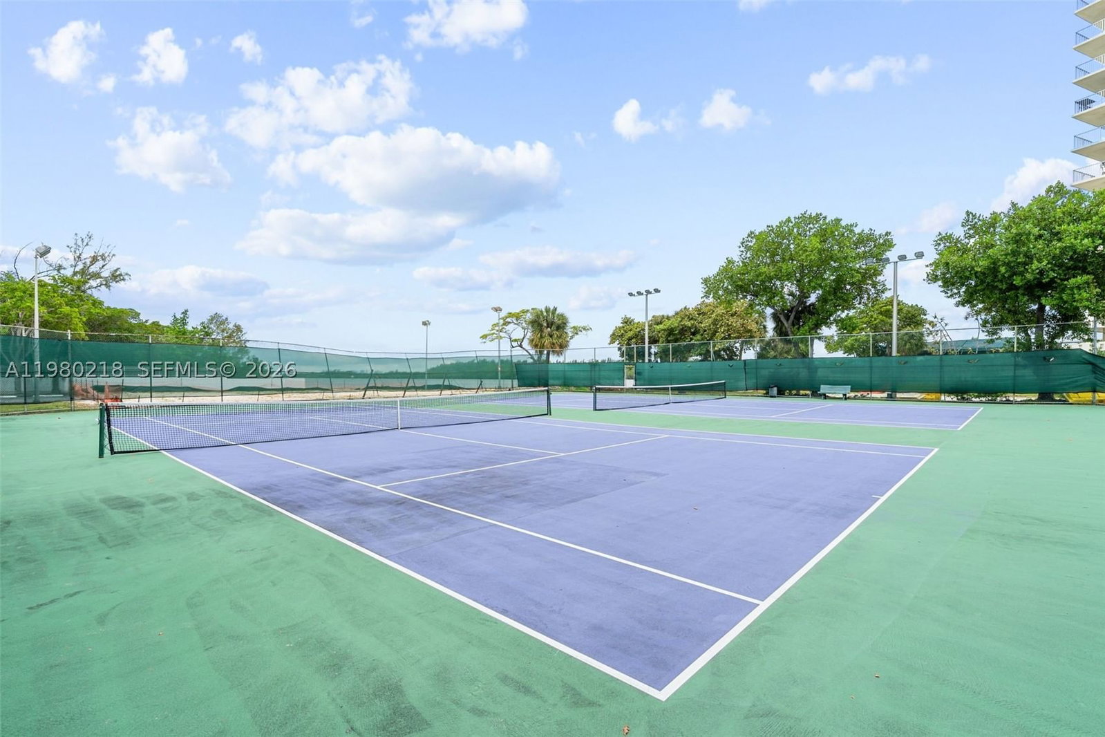 Real estate property located at 500 Bayview Dr #325, Miami-dade, Arlen House West Condo, Sunny Isles Beach, FL
