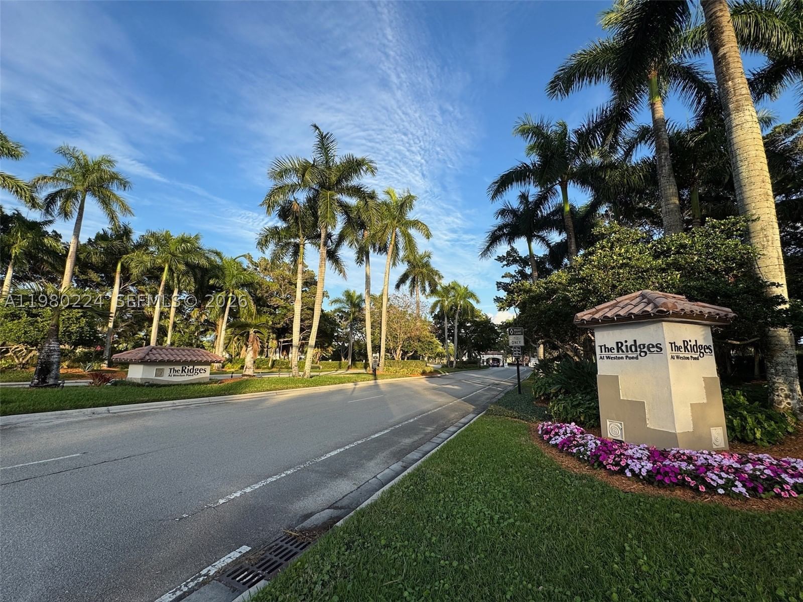 Real estate property located at 4321 Willow Ridge Dr, Broward, Sector 8 9 And 10, Weston, FL