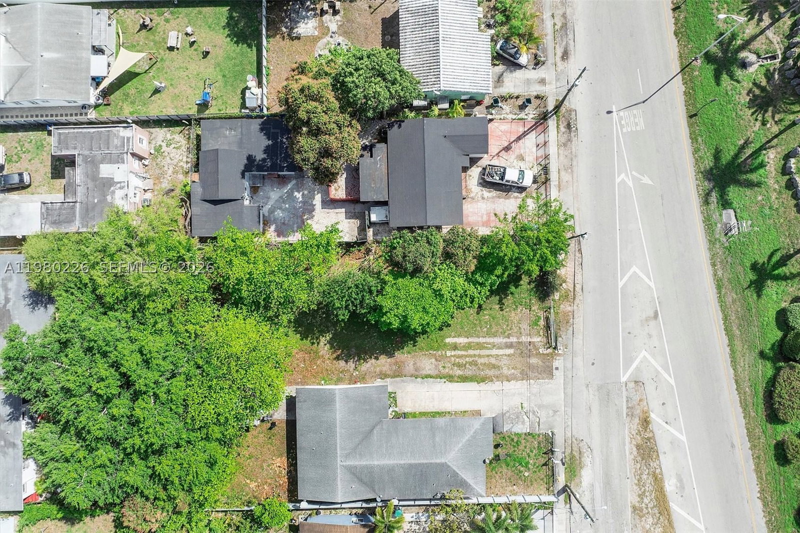 Real estate property located at 8137 6th Ave, Miami-dade, Little River Highlands, Miami, FL