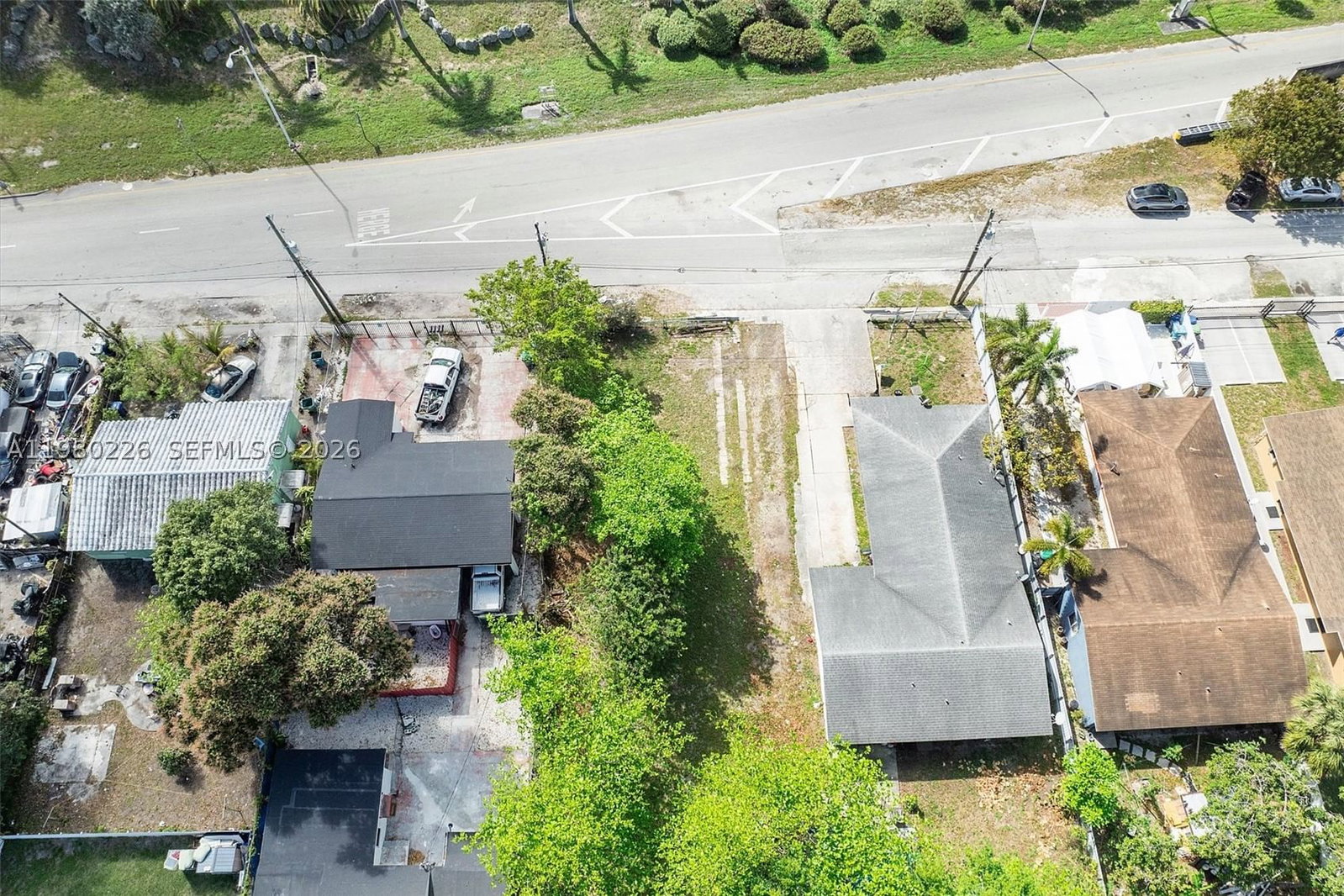 Real estate property located at 8137 6th Ave, Miami-dade, Little River Highlands, Miami, FL