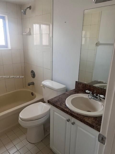 Real estate property located at 2815 76th St #202-17, Miami-dade, El Prado Xii Condo, Hialeah, FL