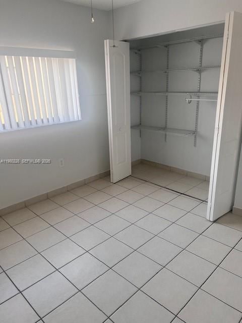 Real estate property located at 2815 76th St #202-17, Miami-dade, El Prado Xii Condo, Hialeah, FL