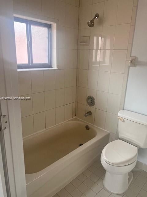 Real estate property located at 2815 76th St #202-17, Miami-dade, El Prado Xii Condo, Hialeah, FL