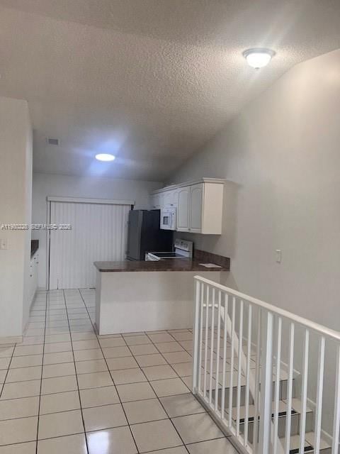 Real estate property located at 2815 76th St #202-17, Miami-dade, El Prado Xii Condo, Hialeah, FL