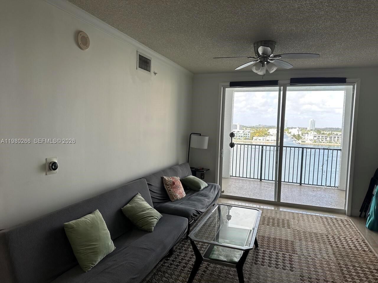 Real estate property located at 17100 Bay Rd #1904, Miami-dade, Porto Bellagio Condo, Sunny Isles Beach, FL