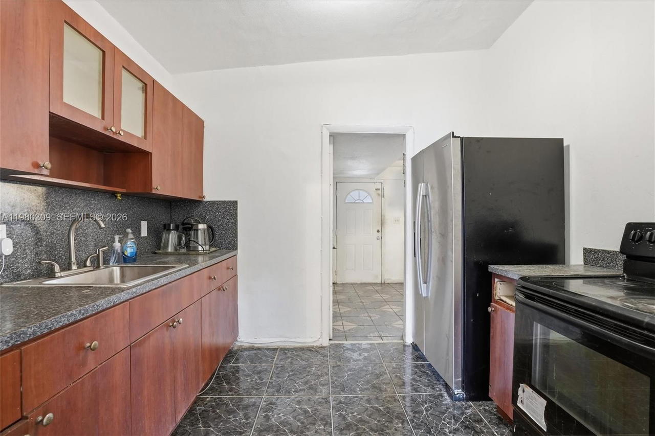 Real estate property located at 14250 5th Ave, Miami-dade, Nichols Heights, North Miami, FL