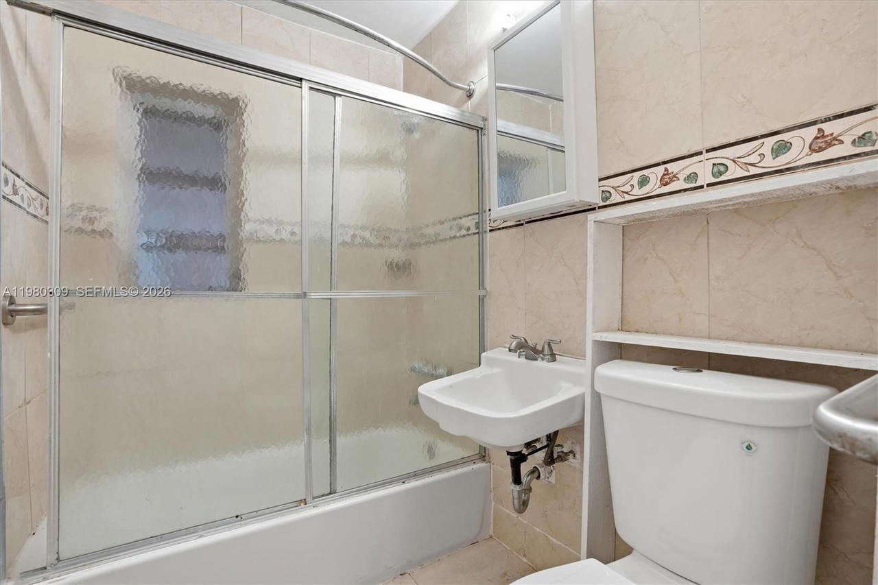 Real estate property located at 14250 5th Ave, Miami-dade, Nichols Heights, North Miami, FL