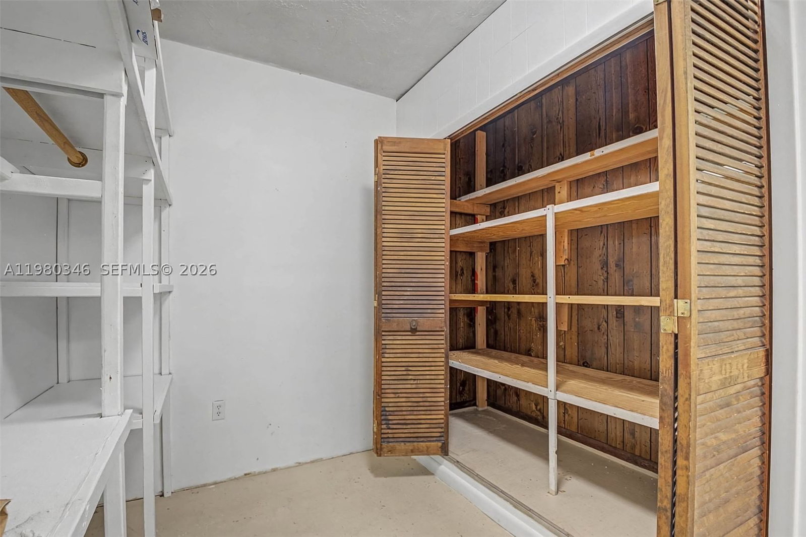 Real estate property located at 13621 103rd Ave, Miami-dade, Mary Ann Estates, Miami, FL