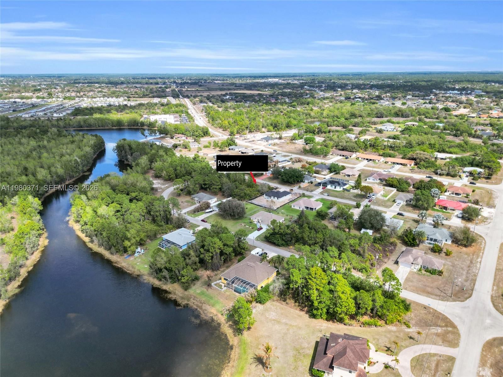 Real estate property located at 638 DAUPHINE AVE S, Lee, Mirror Lakes, Lehigh Acres, FL