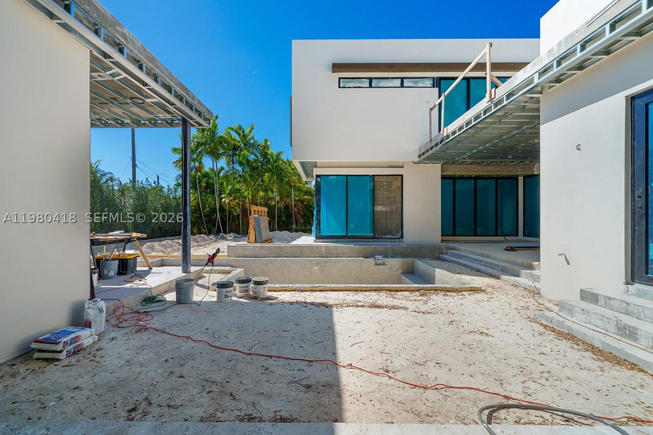 Real estate property located at 820 111th St, Miami-dade, Amd Pl Griffing Biscayne, Biscayne Park, FL