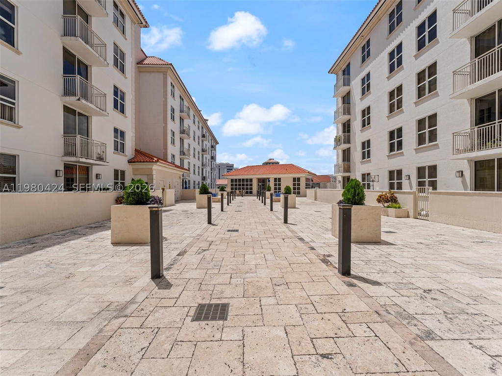 Real estate property located at 2030 Douglas Rd #610, Miami-dade, The Minorca Condo, Coral Gables, FL