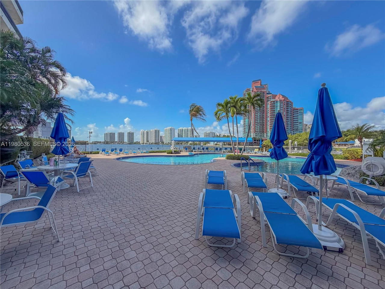 Real estate property located at 3530 Mystic Pointe Dr LPH13, Miami-dade, Mystic Pointe Tower 500 C, Aventura, FL