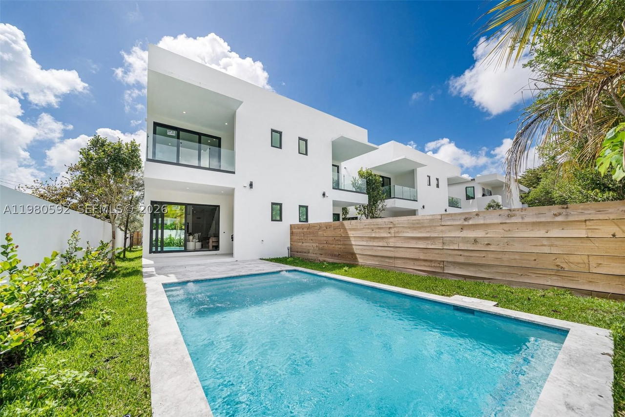 Real estate property located at 2943 21st st, Miami-dade, Millerdale, Miami, FL