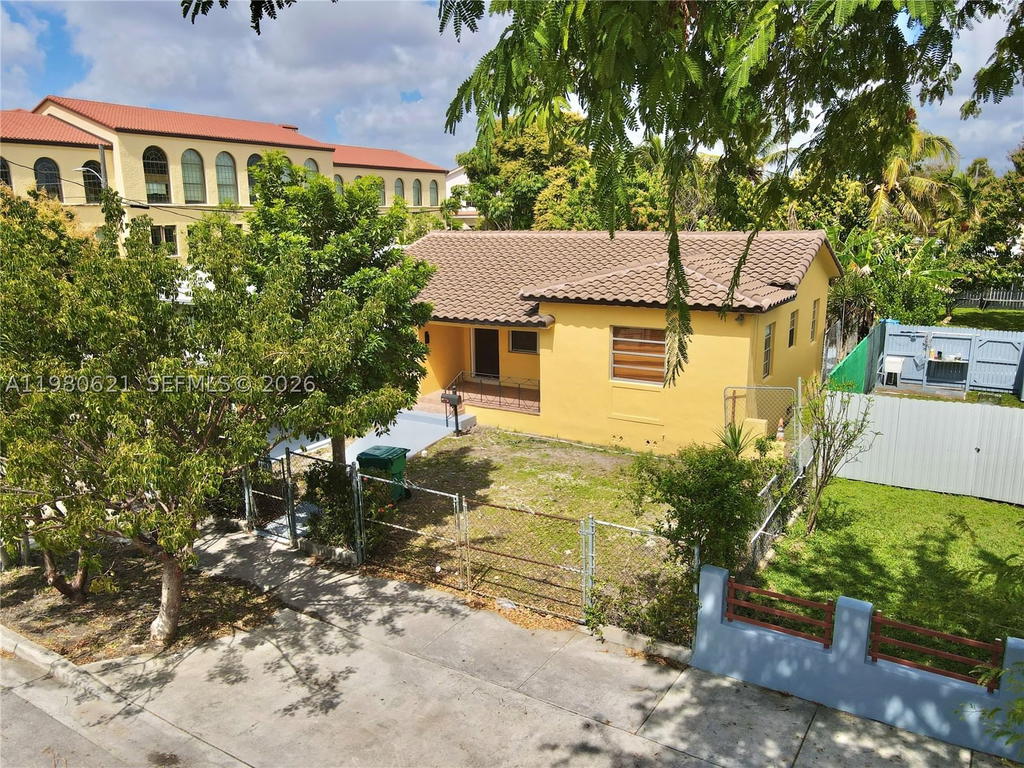 Real estate property located at 2395 2nd Street, Miami-dade, Boscoble, Miami, FL