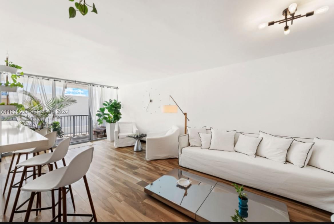 Real estate property located at 2655 Collins Ave #504, Miami-dade, Mirasol Ocean Towers Cond, Miami Beach, FL
