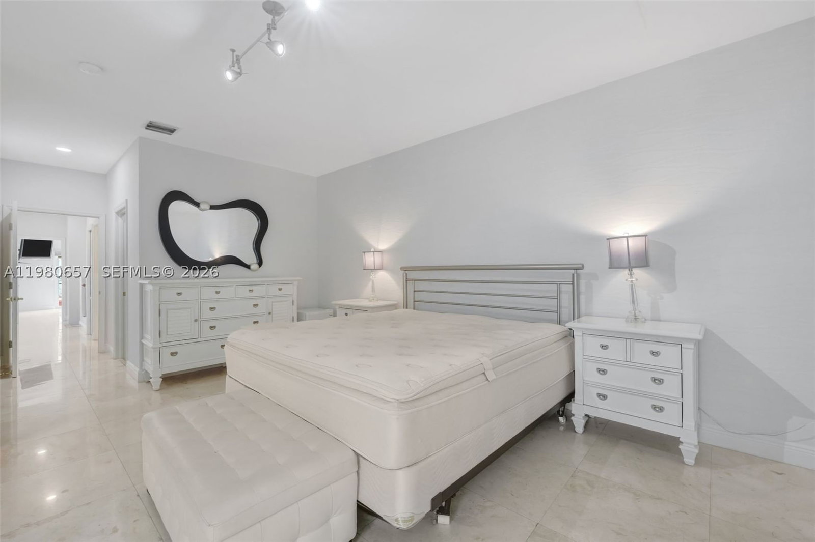 Real estate property located at 18450 30th place, Miami-dade, Aventura Bay Townhomes Co, Aventura, FL