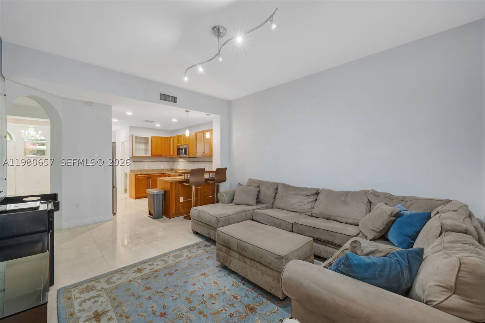 Real estate property located at 18450 30th place, Miami-dade, Aventura Bay Townhomes Co, Aventura, FL