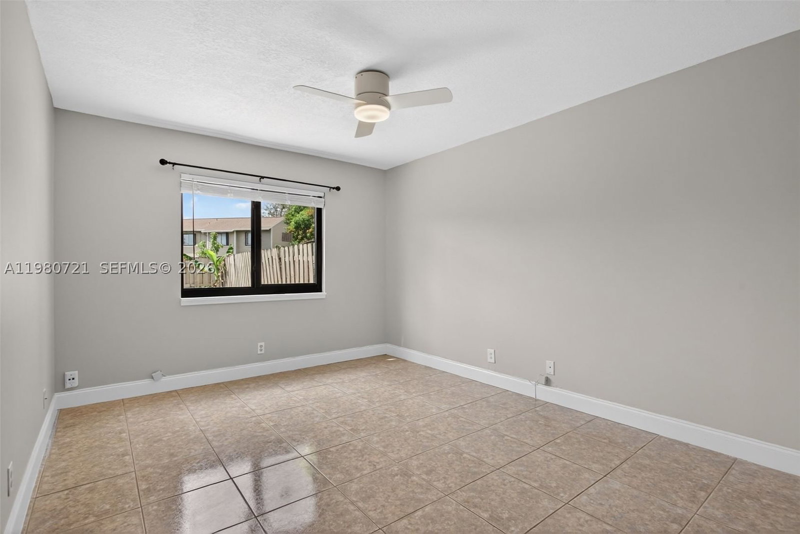 Real estate property located at 11160 37th St, Broward, Welleby Nw Quadrant, Sunrise, FL