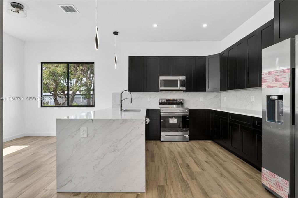 Real estate property located at 3040 24th St, Broward, Golden Ridge, Fort Lauderdale, FL