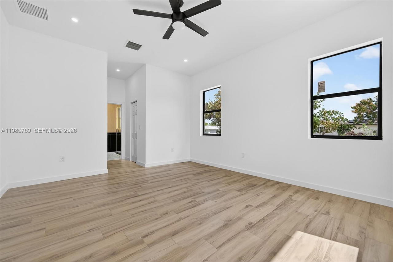 Real estate property located at 3040 24th St, Broward, Golden Ridge, Fort Lauderdale, FL