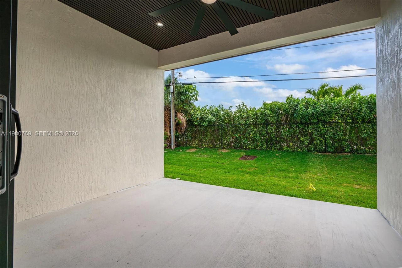 Real estate property located at 3040 24th St, Broward, Golden Ridge, Fort Lauderdale, FL