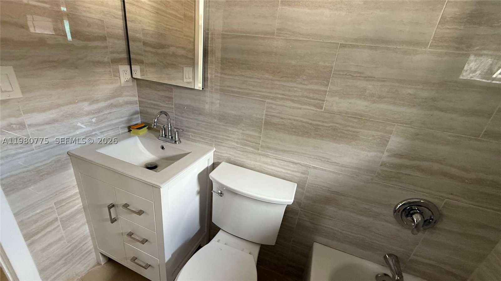 Real estate property located at 220 12th St, Broward, Monticello Park Amended P, Pompano Beach, FL